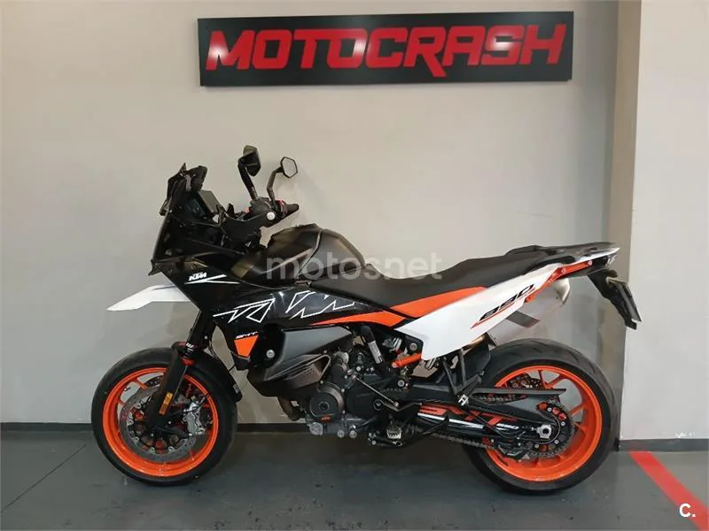 KTM 890 – Vista 5