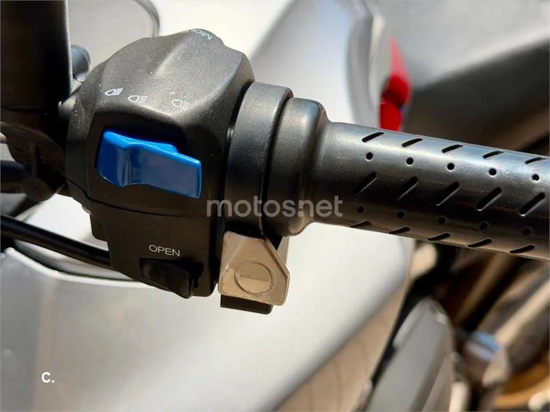Aprilia Mana 850 – Vista 14