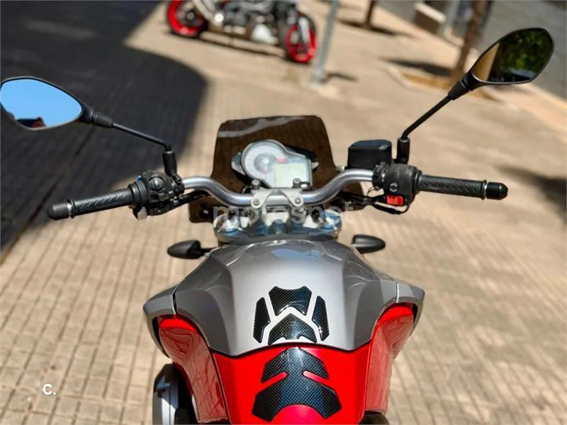 Aprilia Mana 850 – Vista 28