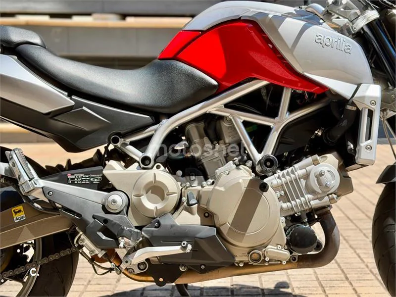 Aprilia Mana 850 – Vista 42
