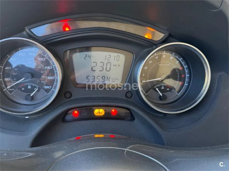 Piaggio MP3 500 LT Business – Vista 6