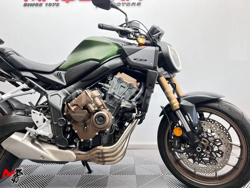 Honda CB 650 R – Vista 3