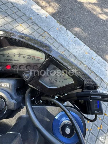 Honda CB 1000R – Vista 4