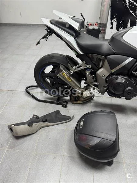 Honda CB 1000R – Vista 6
