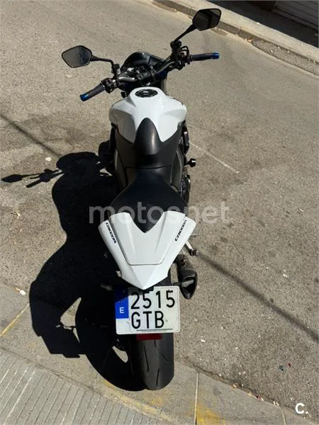 Honda CB1000R - Vista 7