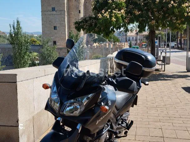 Suzuki V-Strom 650 3600 € 2006 Córdoba - 1