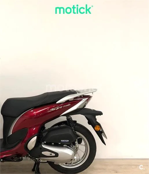 Honda SH 125i – Vista 8