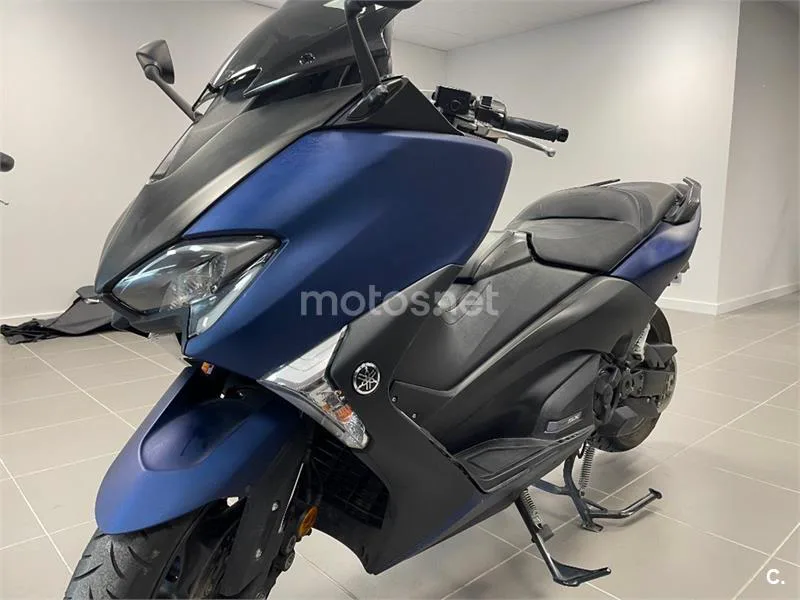 Yamaha TMAX – Vista 3