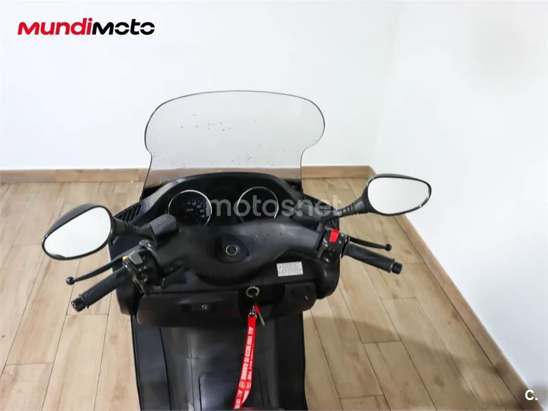 Yamaha Majesty 400 – Vista 11