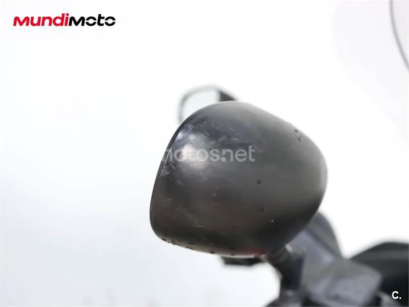 Yamaha Majesty 400 – Vista 18