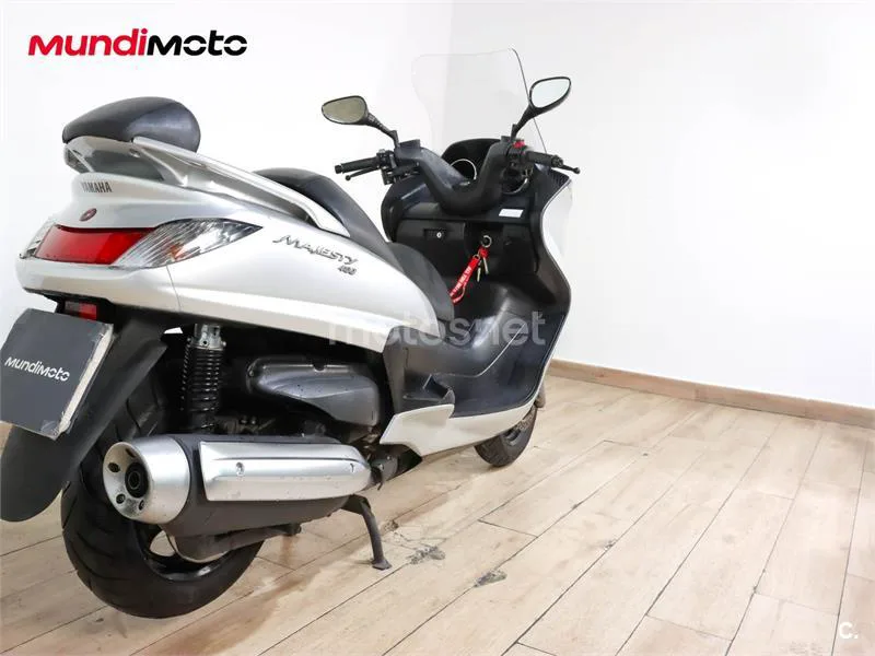 Yamaha Majesty 400 – Vista 3