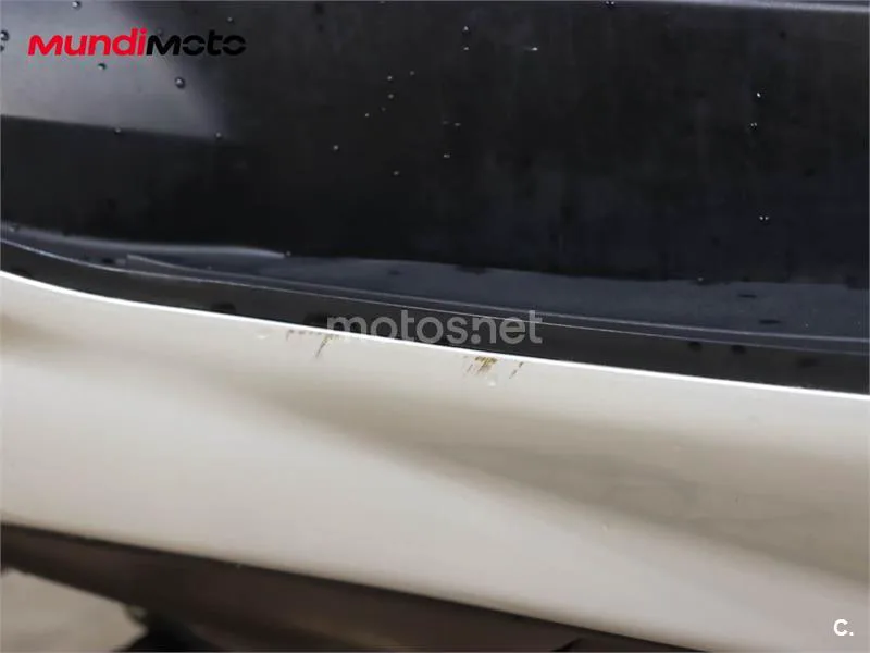 Yamaha Majesty 400 – Vista 36