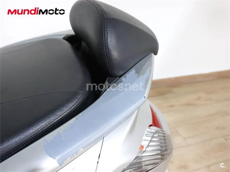Yamaha Majesty 400 – Vista 39