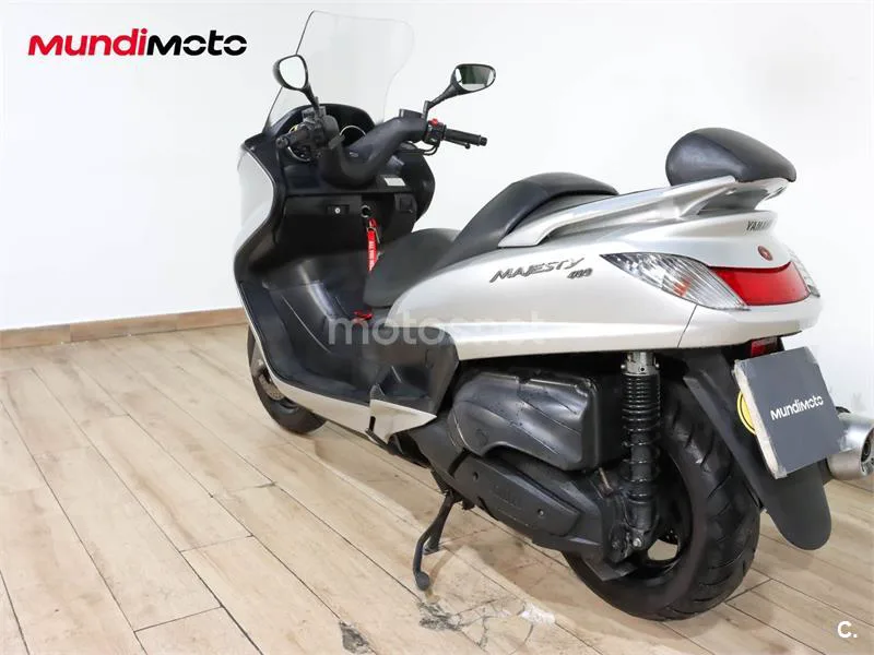 Yamaha Majesty 400 – Vista 8