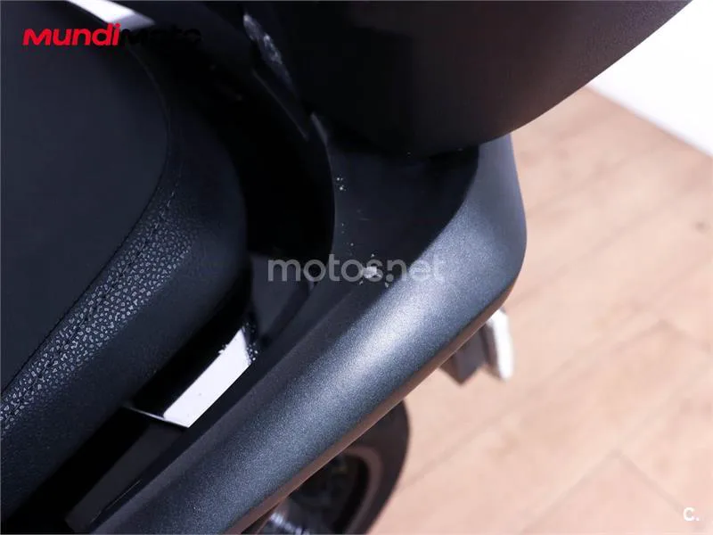 Honda SH 350i – Vista 48