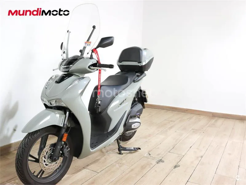 Honda SH 125i – Vista 7