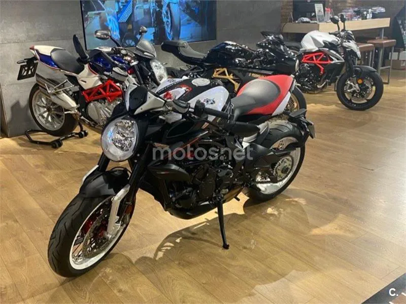 MV Agusta Dragster 800 17.000 € 2021 Valencia - 2