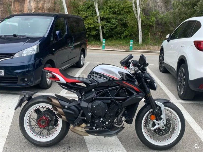 MV Agusta Dragster 800 – Vista 5