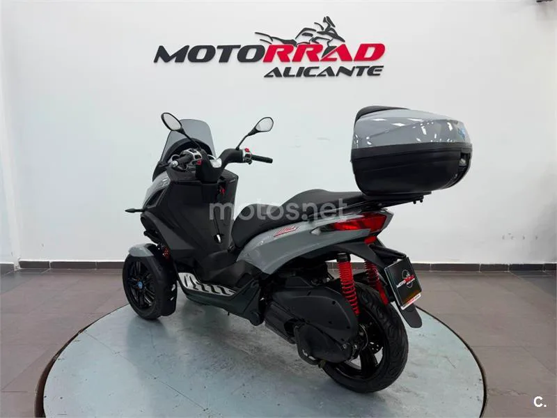 Piaggio MP3 – Vista 16