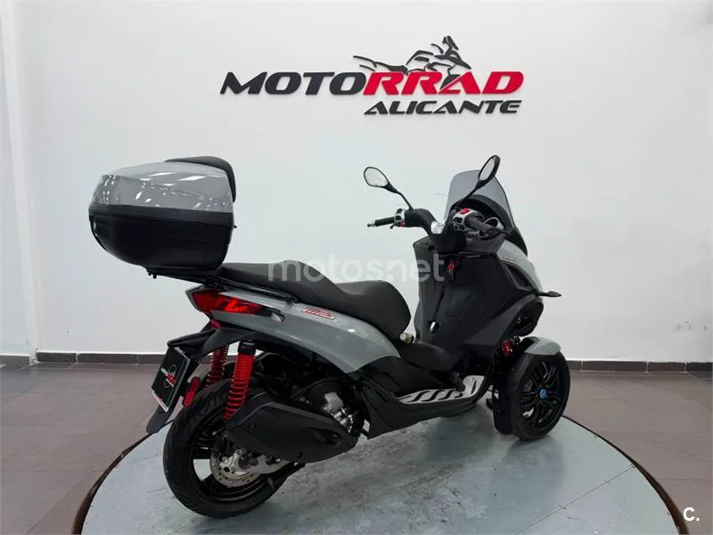 Piaggio MP3 – Vista 5