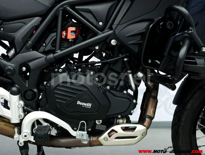 Benelli TRK 502 – Vista 5