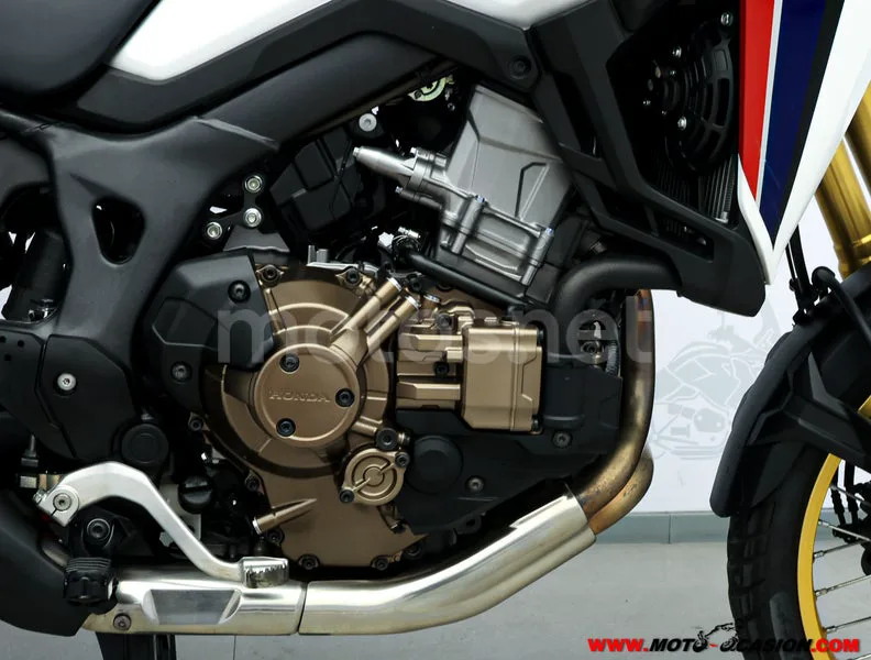 Honda CRF 1000L Africa Twin – Vista 5