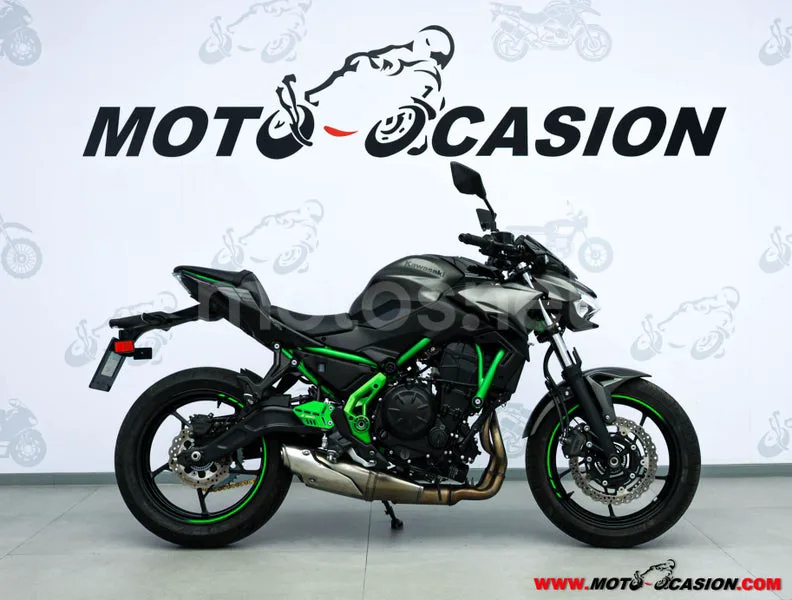 Kawasaki Z650 – Vista 2