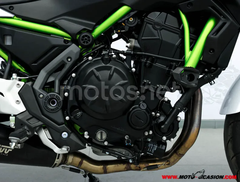 Kawasaki Z650 – Vista 5