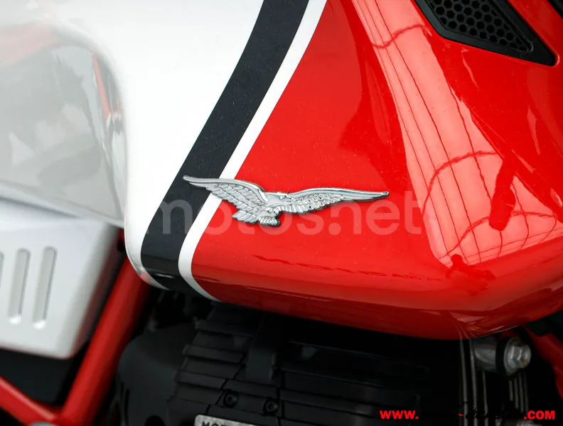 Moto Guzzi V85 TT – Vista 9