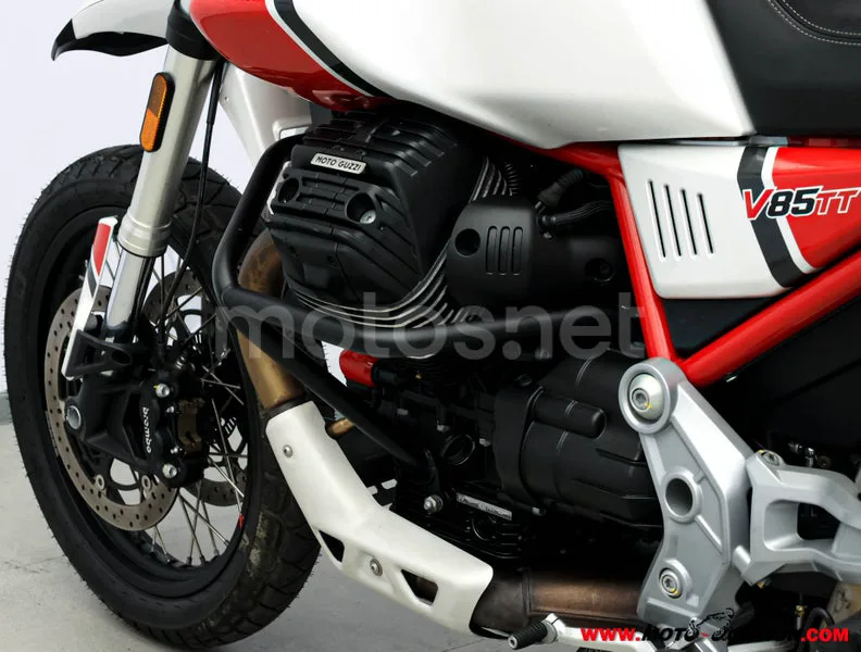 Moto Guzzi V85 TT – Vista 10