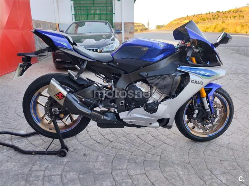 Yamaha R1 – Vista 3