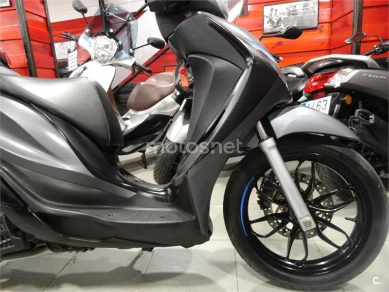 Piaggio Medley – Vista 3