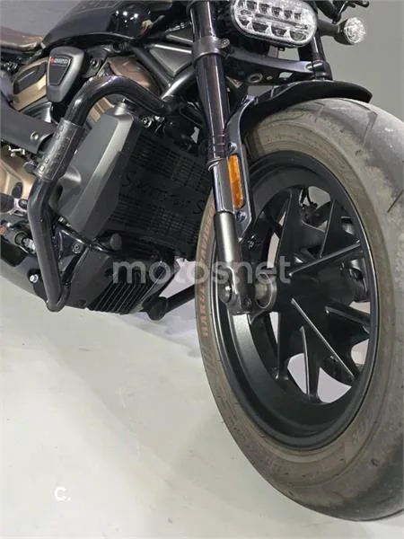 Harley-Davidson Sportster S – Vista 13