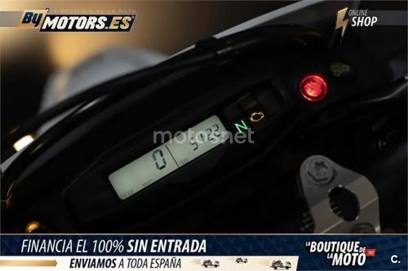 Husqvarna 701 Supermoto – Vista 27