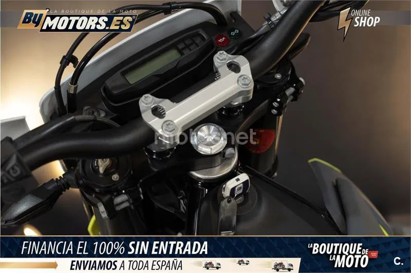 Husqvarna 701 Supermoto – Vista 10