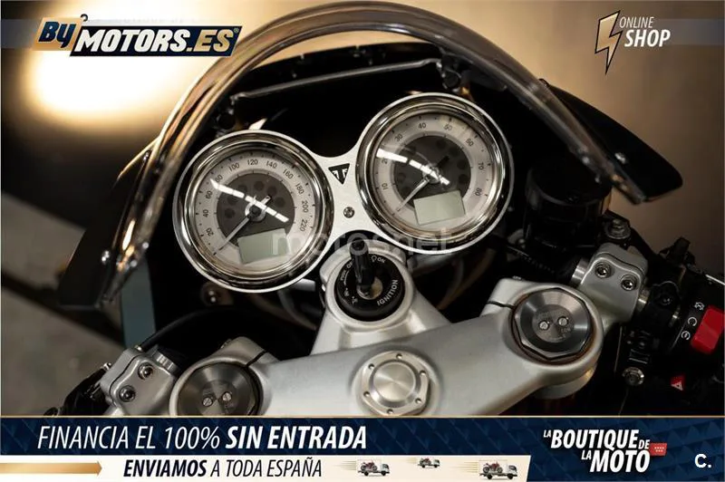 Triumph Thruxton RS – Vista 15