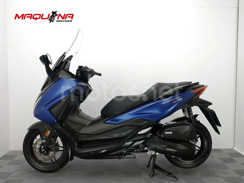 Honda Forza 125 – Vista 13