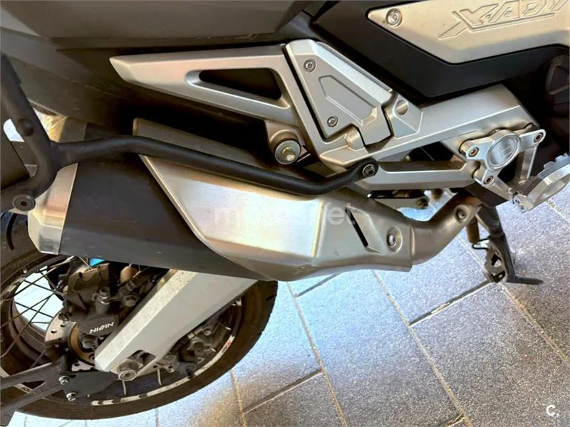 Honda X-ADV – Vista 14
