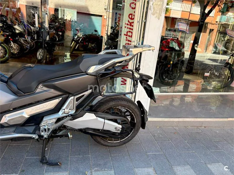 Honda X-ADV – Vista 6