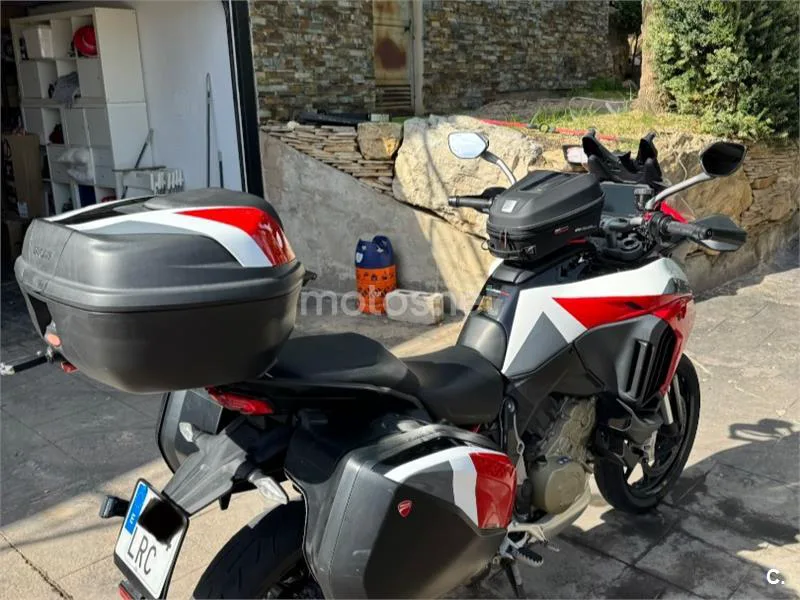 Ducati Multistrada V4 – Vista 3