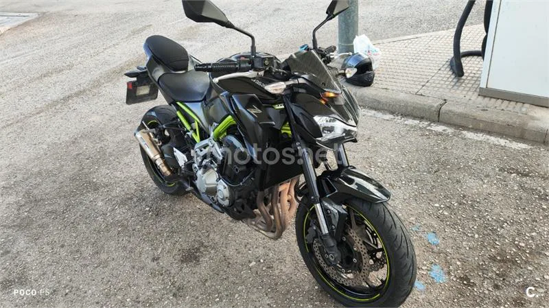 Kawasaki Z900 – Vista 15