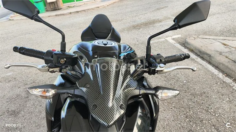 Kawasaki Z900 – Vista 16