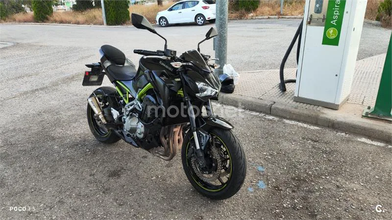 Kawasaki Z900 – Vista 8