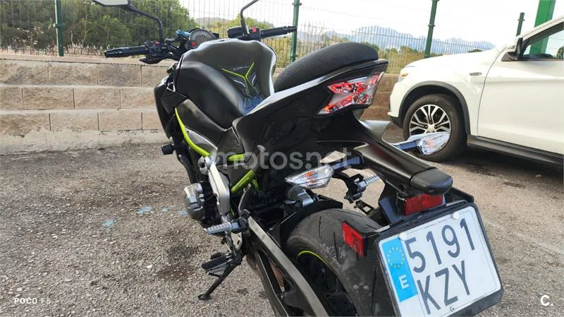 Kawasaki Z900 – Vista 10