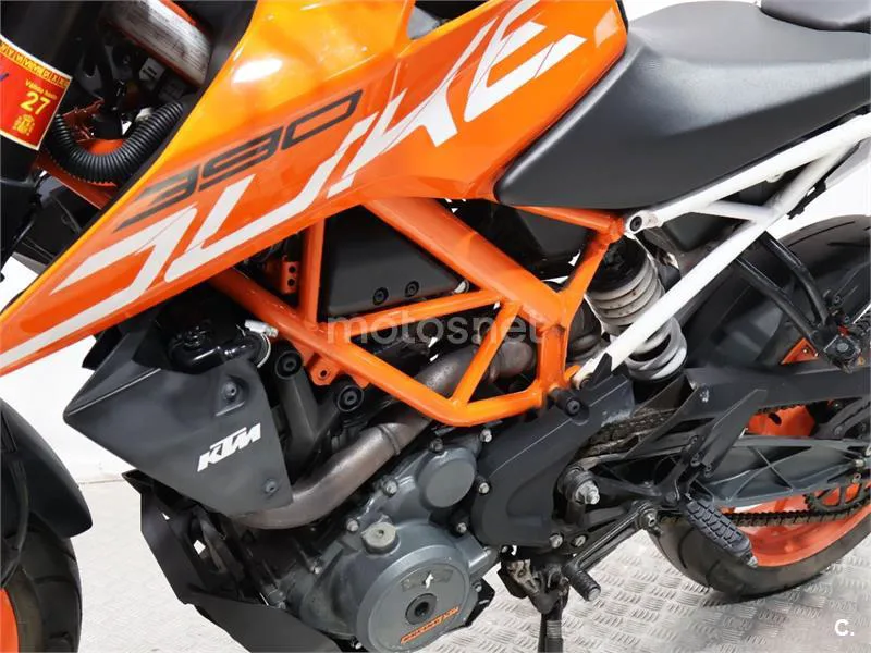 KTM 390 – Vista 13