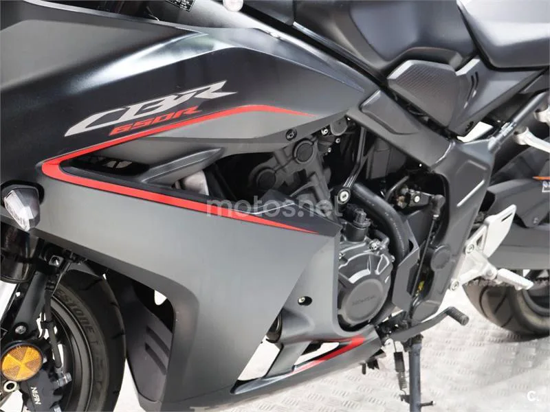 Honda CB 650 R – Vista 13