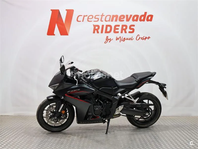 Honda CB 650 R – Vista 4