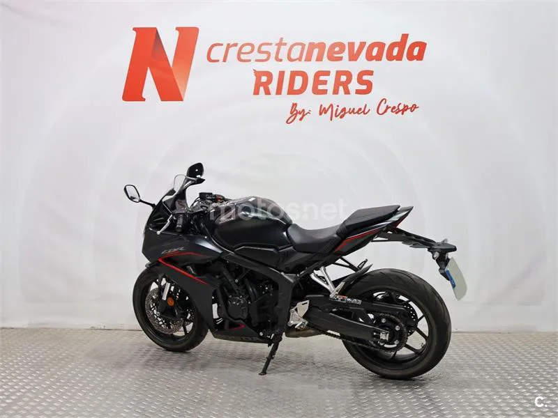 Honda CB 650 R – Vista 10