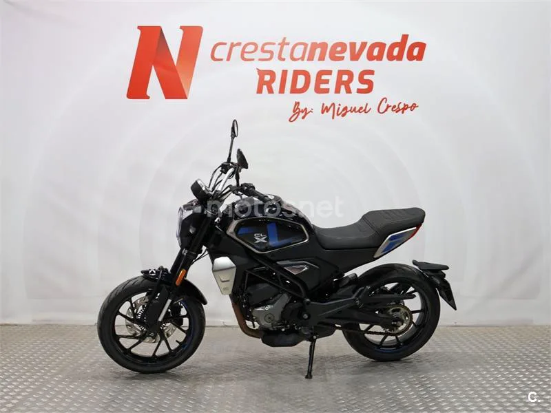 CFMOTO 300CL-X – Vista 4