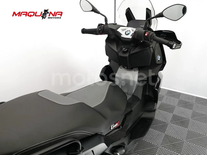 BMW C 400 X – Vista 8